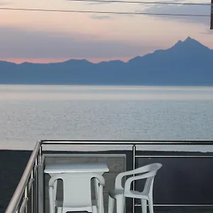 Apartament House Giota, Sarti